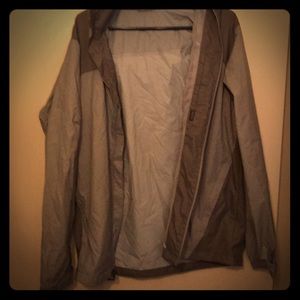Barely worn men’s Columbia rain coat